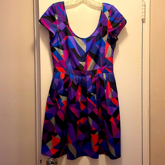 Hutch multicolor geometric minidress NWT Size 6 - Picture 2 of 10